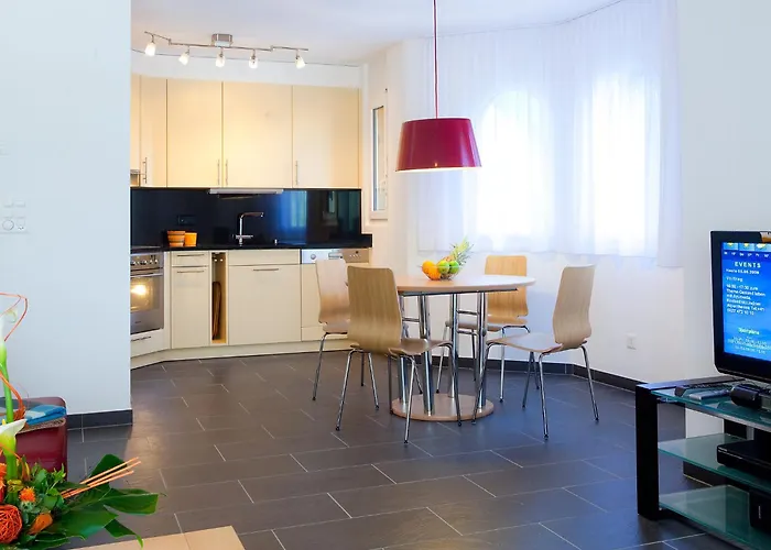 B33 By Interhome Apartment *